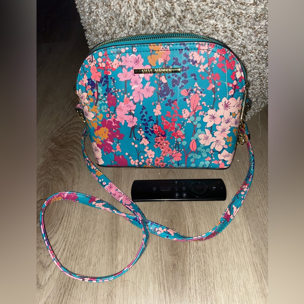Steve madden flora crossbody